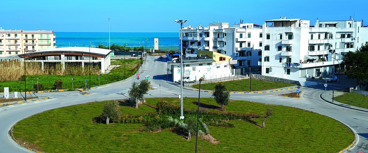 La Rotonda Sul Mare Aparthotel Vieste Exterior foto